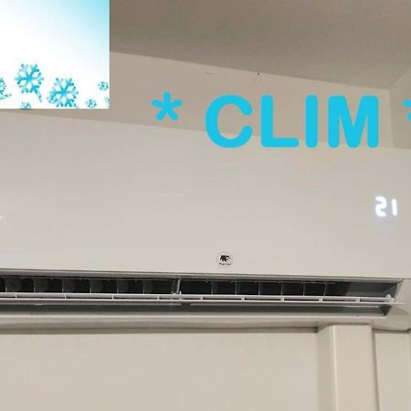 Tout Confort ! Climatisation, Centre-Ville, Parking, Terrasse, Wifi, Netflix カルカソンヌ エクステリア 写真