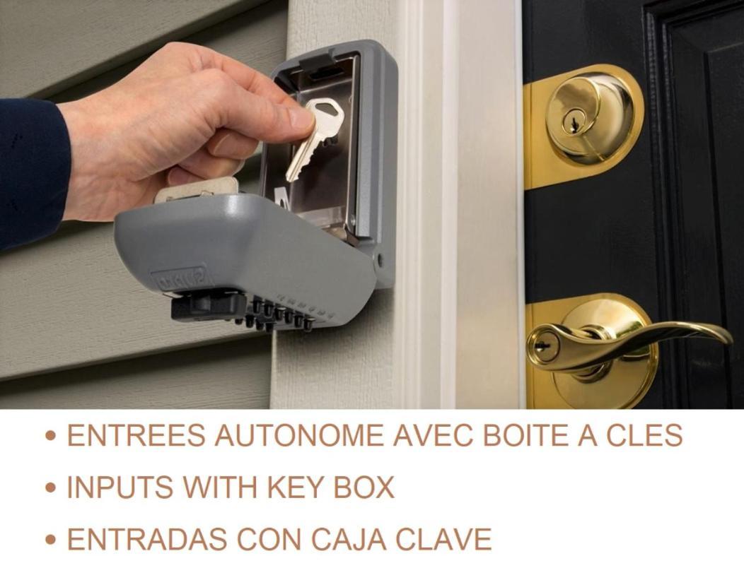 Tout Confort ! Climatisation, Centre-Ville, Parking, Terrasse, Wifi, Netflix カルカソンヌ エクステリア 写真